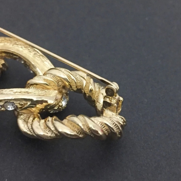 CHRISTIANE DIOR RHINESTONE GOLD TONE BROOCH - Picture 6 of 11